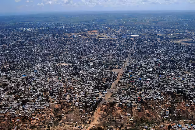 Tanzania's largest city, Dar es Salaam (Flickr / www.bbmexplorer.com)
